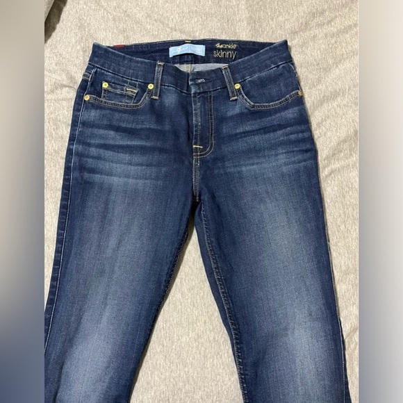 7 for All Mankind Skinny Jeans - Picture 2 of 3